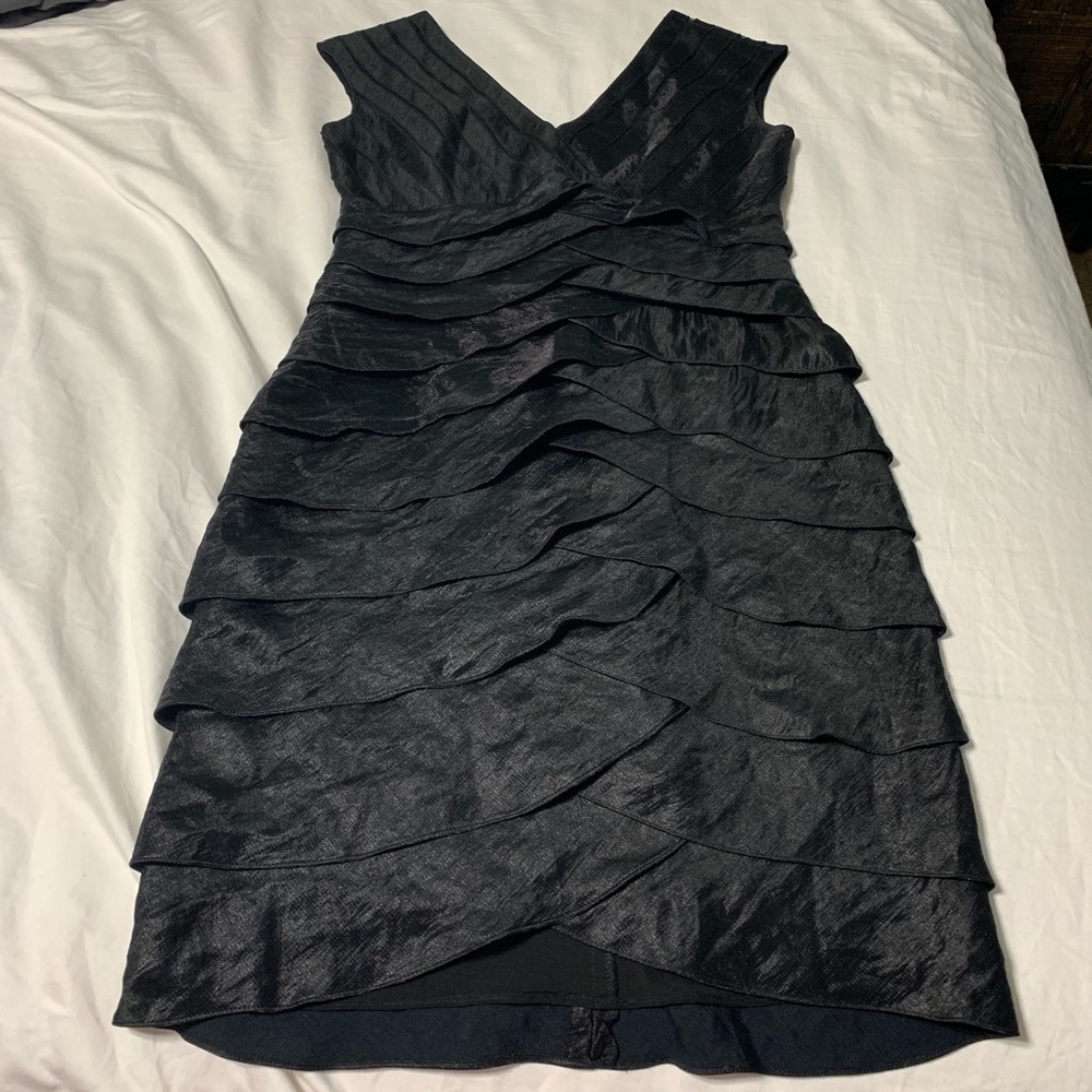 Adrianna Papell cap sleeves women’s dress size 4P